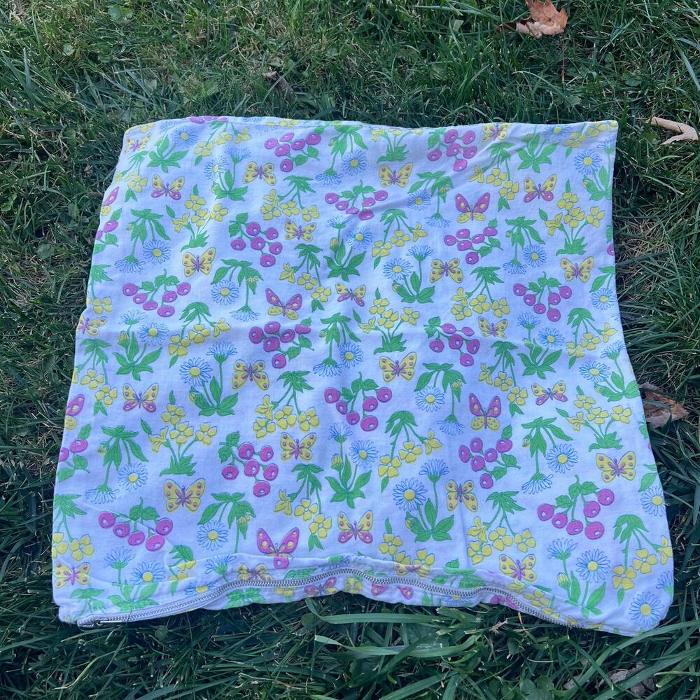 Vintage 17x17 Pillow Case Cover Floral Butterflies Groovy Retro Mod